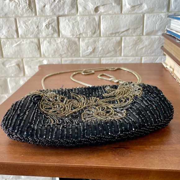 SOLD Vintage La Regale Black Beaded Evening Bag Gold Bead Detailing + Chain - Picture 7 of 16